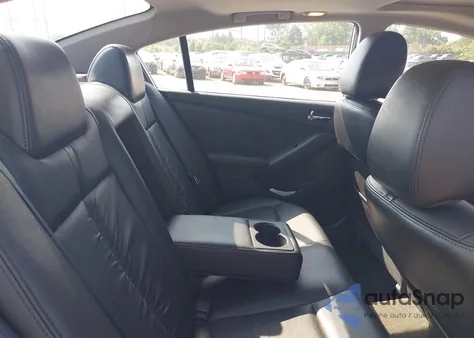 2011 Nissan Altima 2.5 S z USA, uszkodzony, nr VIN 1N4AL2AP3BN421337